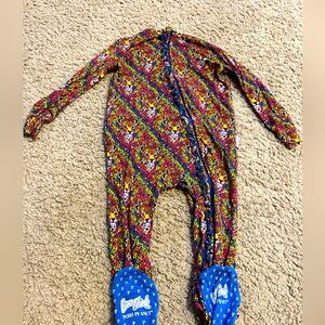 Posh Peanut Lisa Frank Hunter print footie